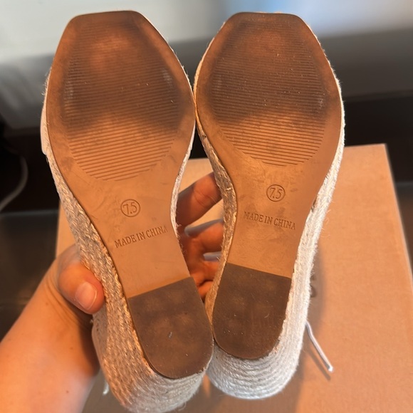 Steve Madden Submit Bone 7.5 Wedges - Picture 7 of 8